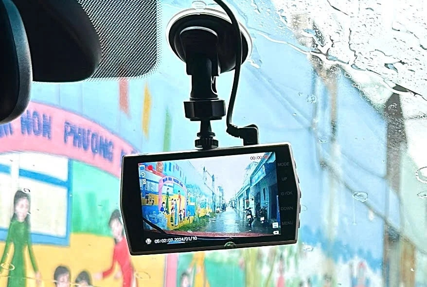 Bản tin sáng 3/4: Sợ bị phạt oan, nhiều chủ xe đổ xô lắp đặt camera hành trình