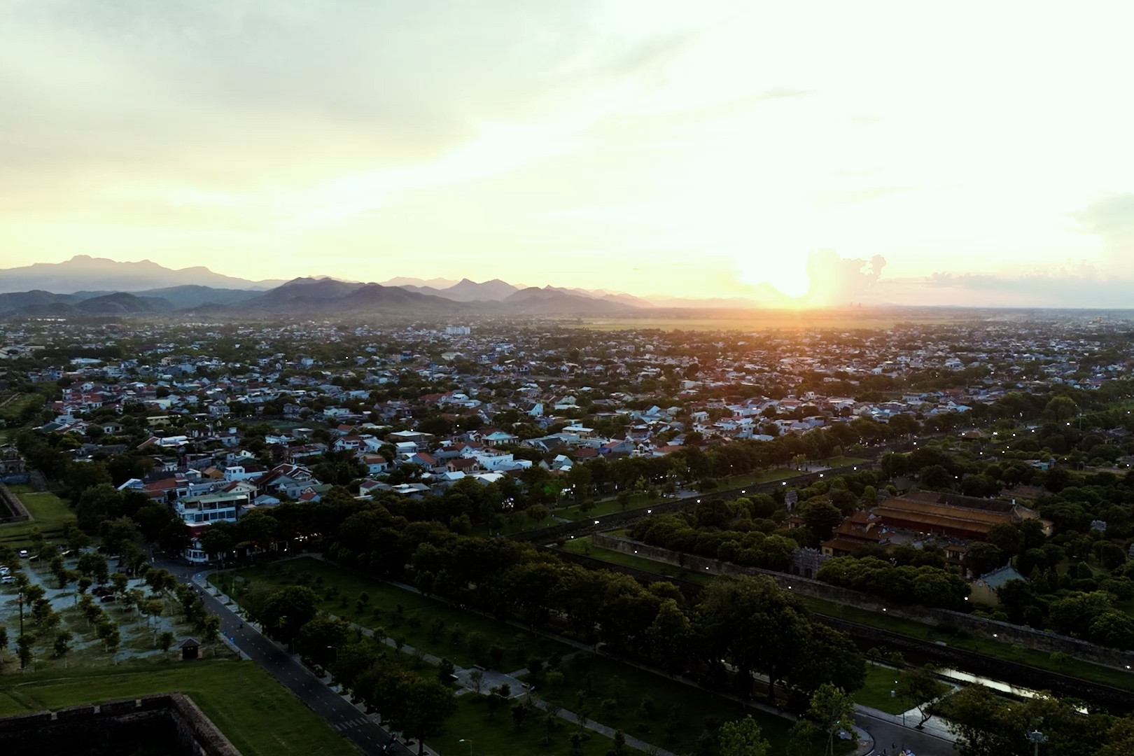 Bài học cuộc đời: Gia Long tọa hưởng kỳ thành