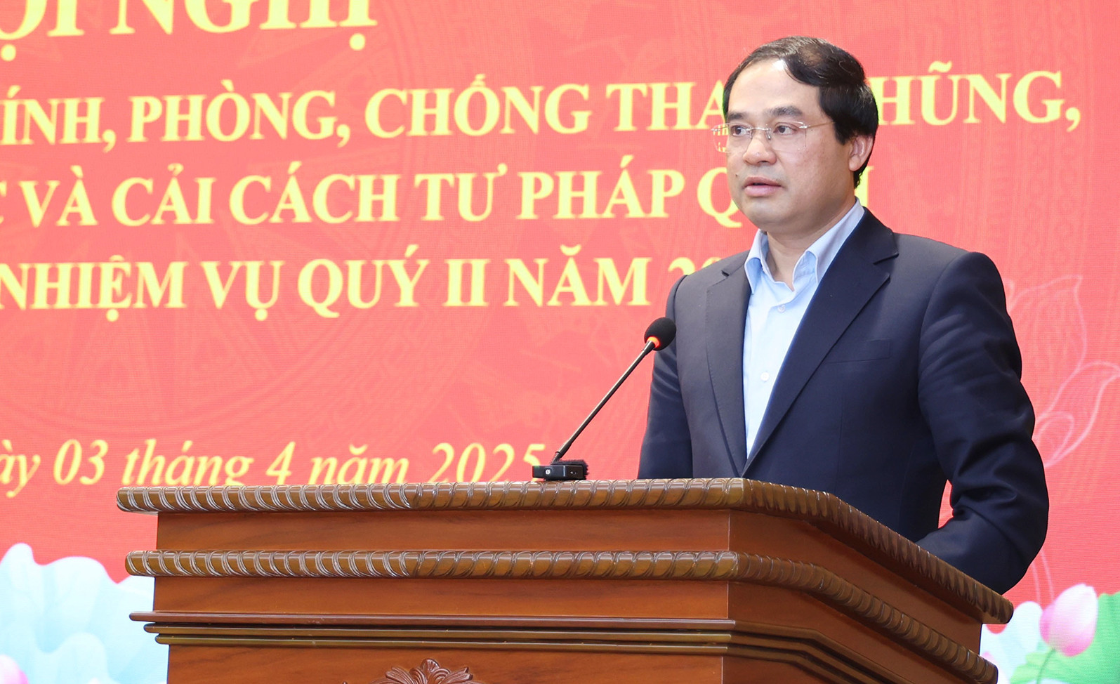 bi thu lao cai.jpg