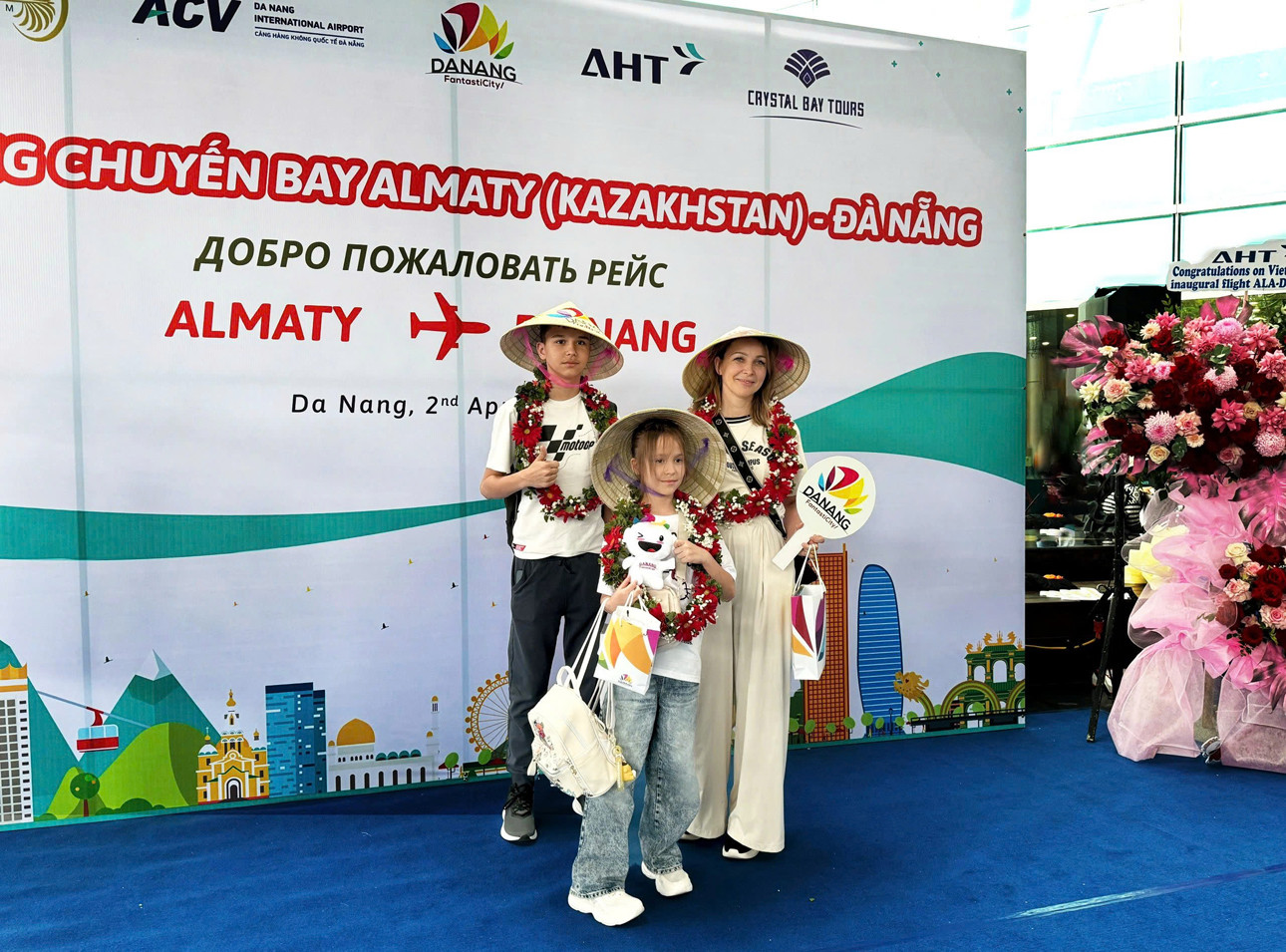 Crystal bay don chuyen bay .jpg