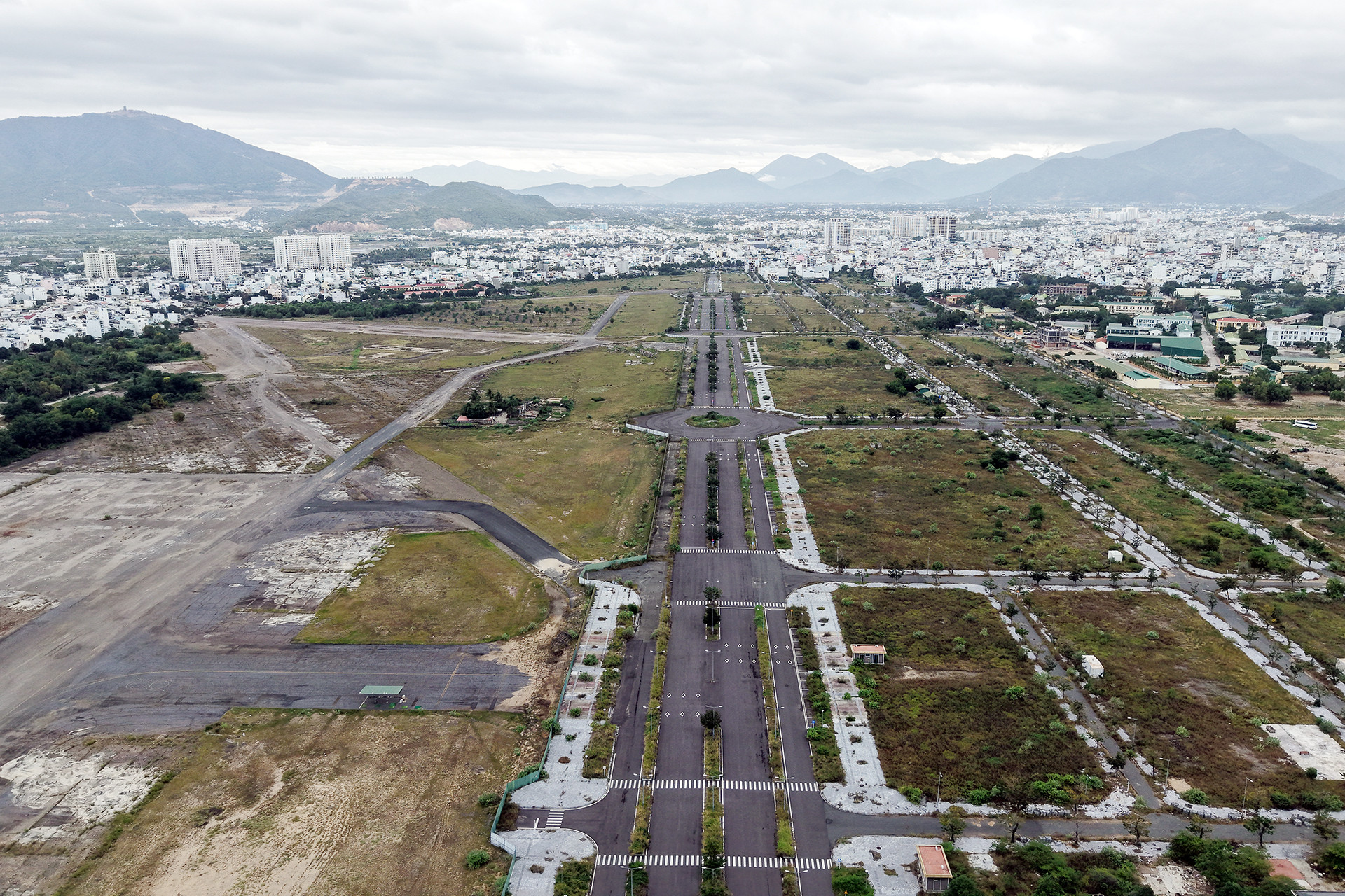 Có người đại diện mới thay Hậu 'pháo', Tập đoàn Phúc Sơn bất ngờ gửi thư ngỏ