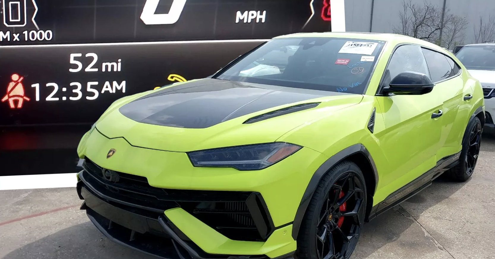 Lý do Lamborghini Urus mới lăn bánh 84 km nhưng đấu giá dưới dạng 'sắt vụn'