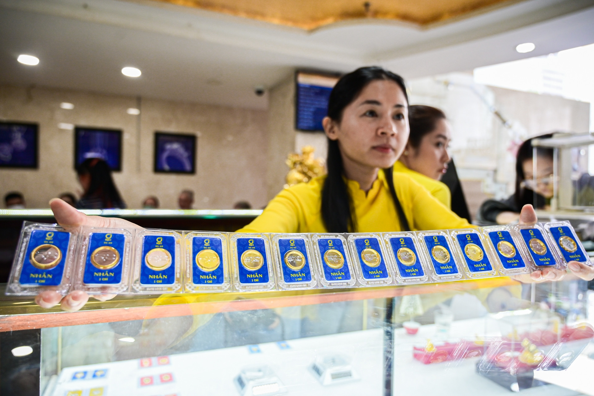 Ông Trump áp thuế đối ứng,  vàng sẽ ra sao?