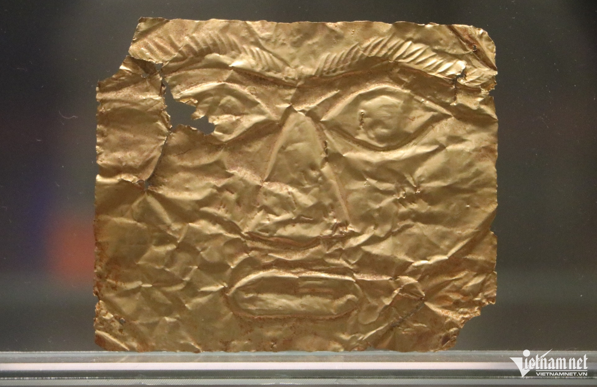 W-Chiêm ngưỡng bảo vật quốc gia 3 mặt nạ vàng có niên đại hơn 2.000 năm ở vũng tàu..JPG.jpg