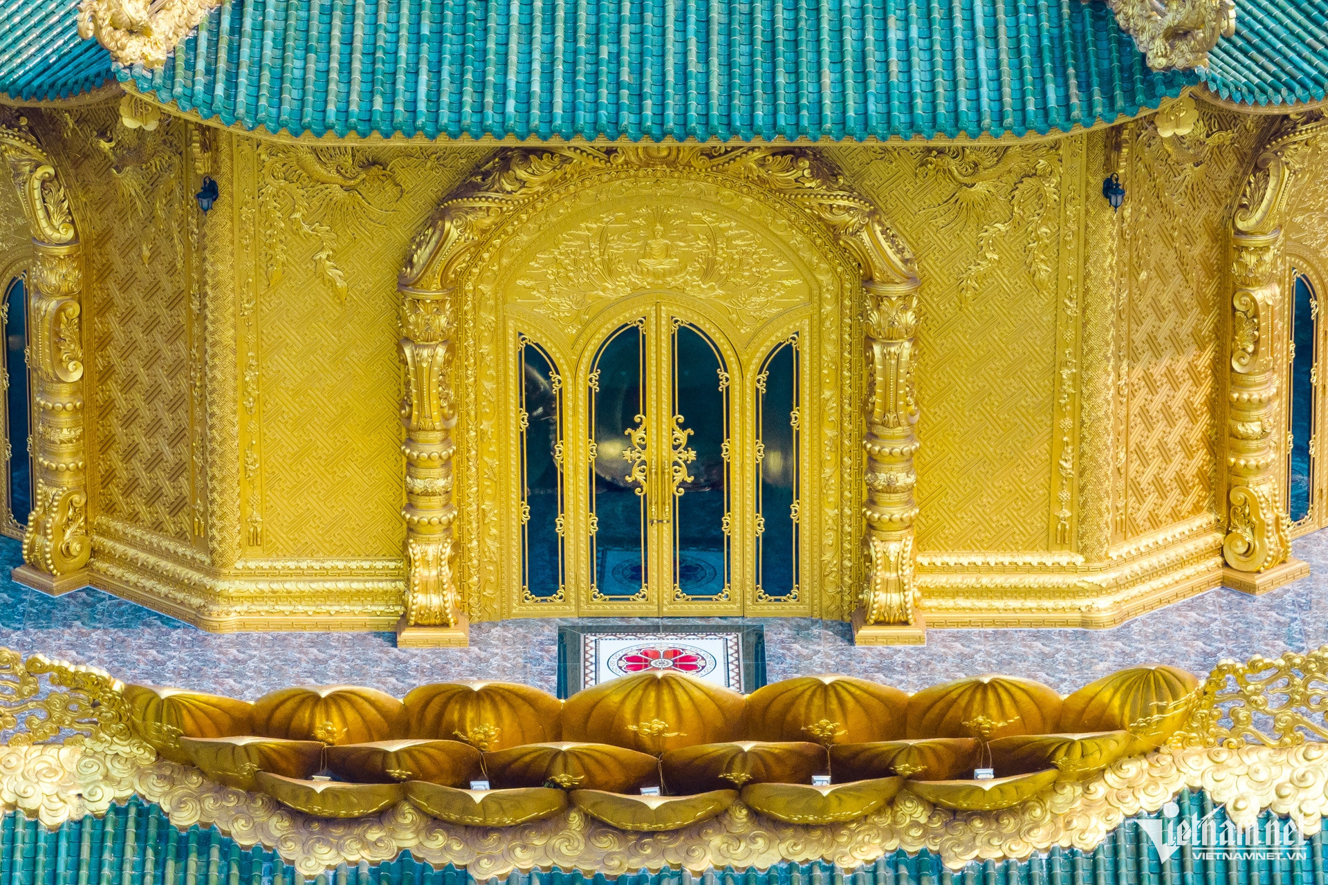 W-chua dat vang_5.jpg