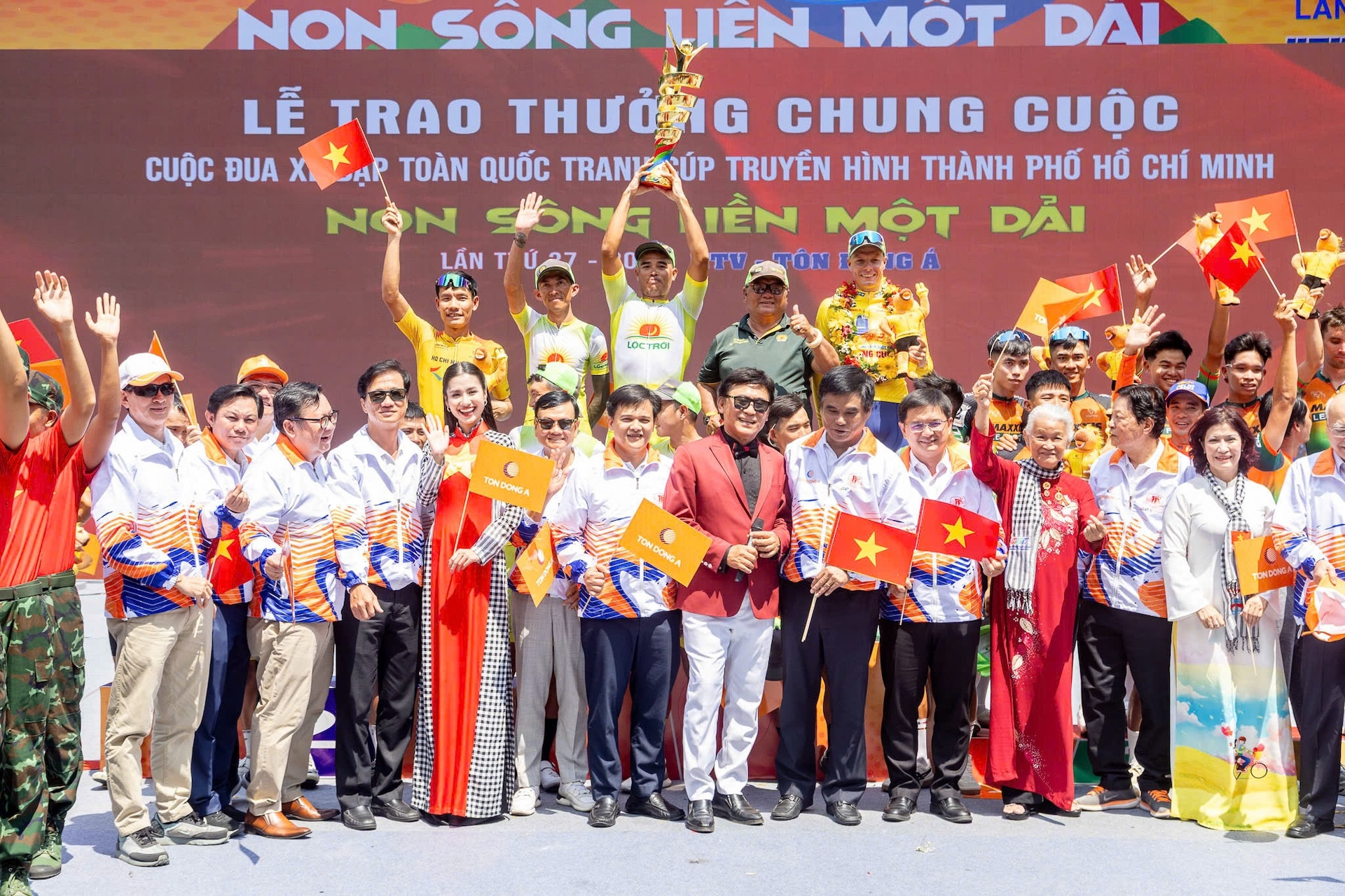 Mikhail Fokin giành áo vàng giải xe đạp Cúp Truyền hình TP.HCM 2025