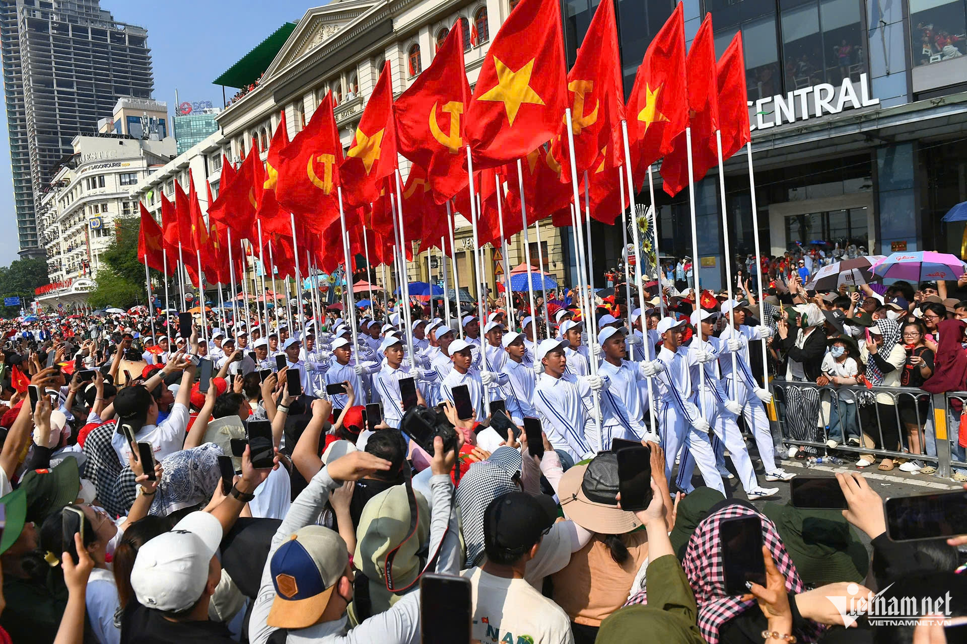 w nhan dan 4 36487.jpg