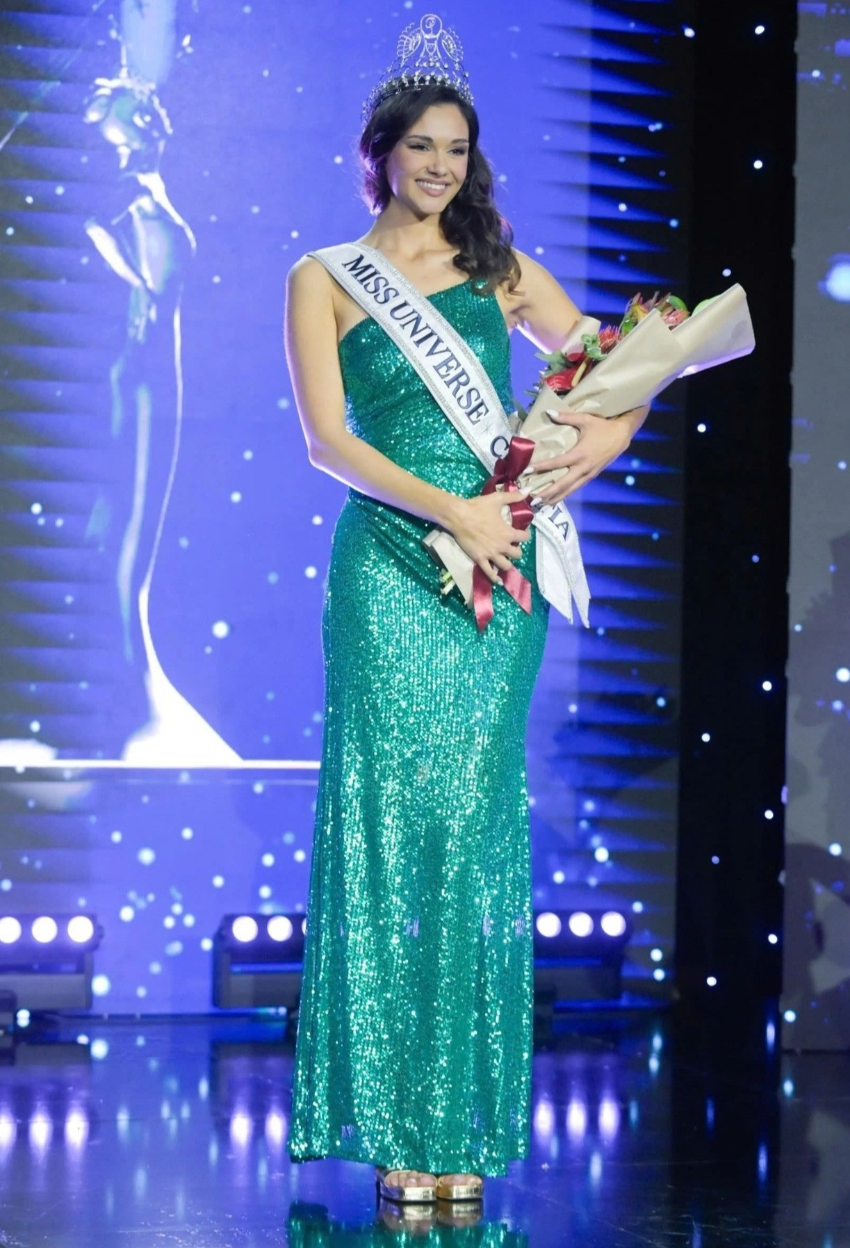 z6554197301374_b1829c95cacab04c0cd7b50000636312 (1).jpg