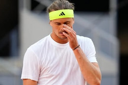 Zverev bị loại, Medvedev và Casper Ruud vào tứ kết Madrid Open