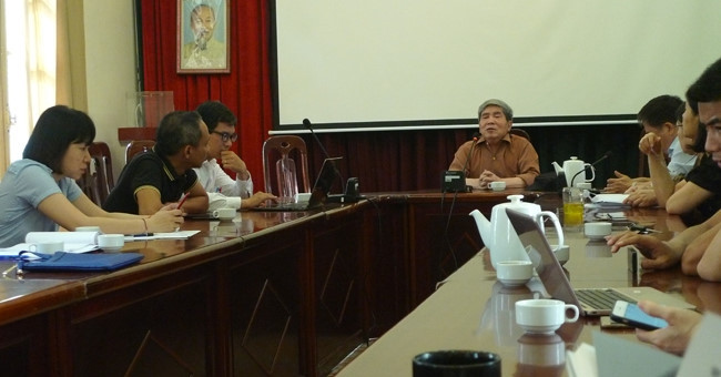 Bài học cuộc đời: Ngòi bút ghi dấu với thời gian