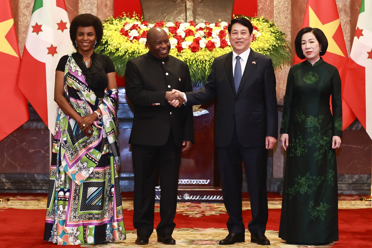 Chủ tịch nước Lương Cường chủ trì lễ đón Tổng thống Burundi