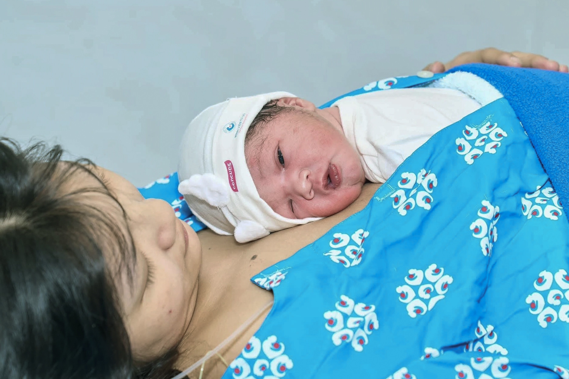 Đầu tàu kinh tế TPHCM, vì sao mức sinh thấp nhất cả nước?