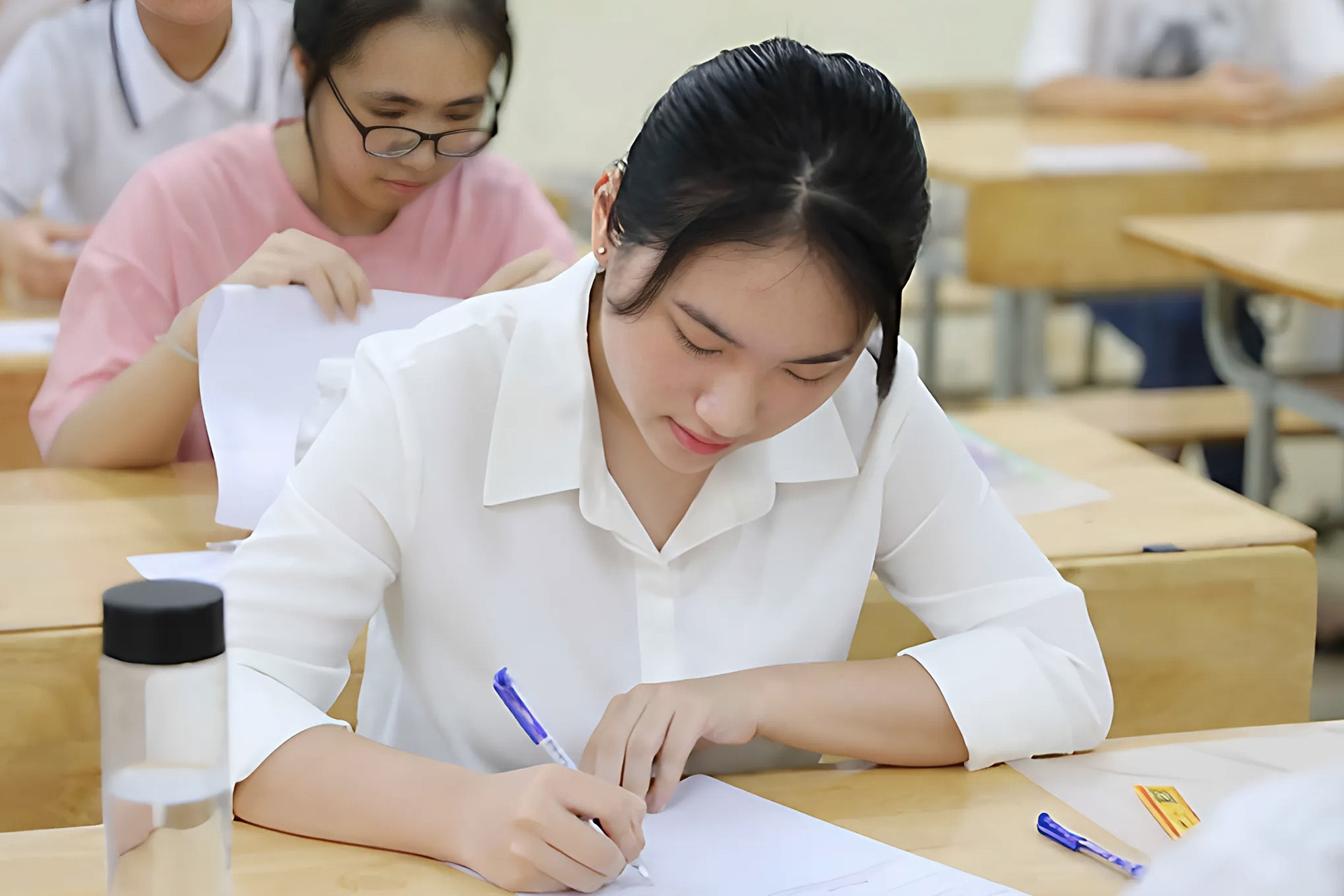 Đề thi thử và đáp án lớp 10 môn Văn 2025 quận Hai Bà Trưng, Hà Nội