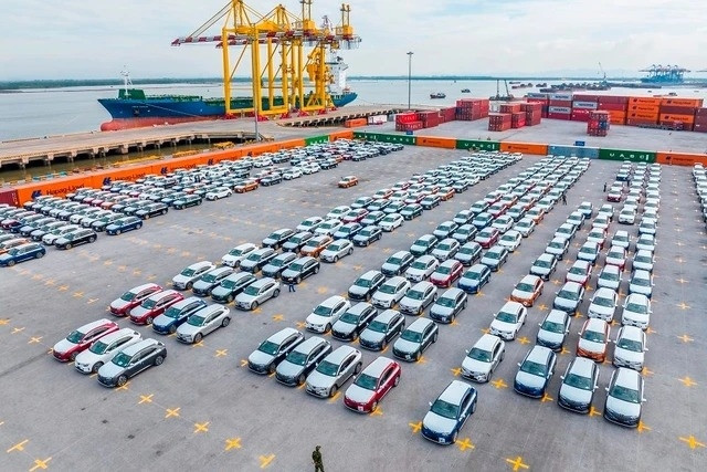 Mỹ áp thuế cao có ảnh hưởng đến thị trường ô tô Việt Nam?