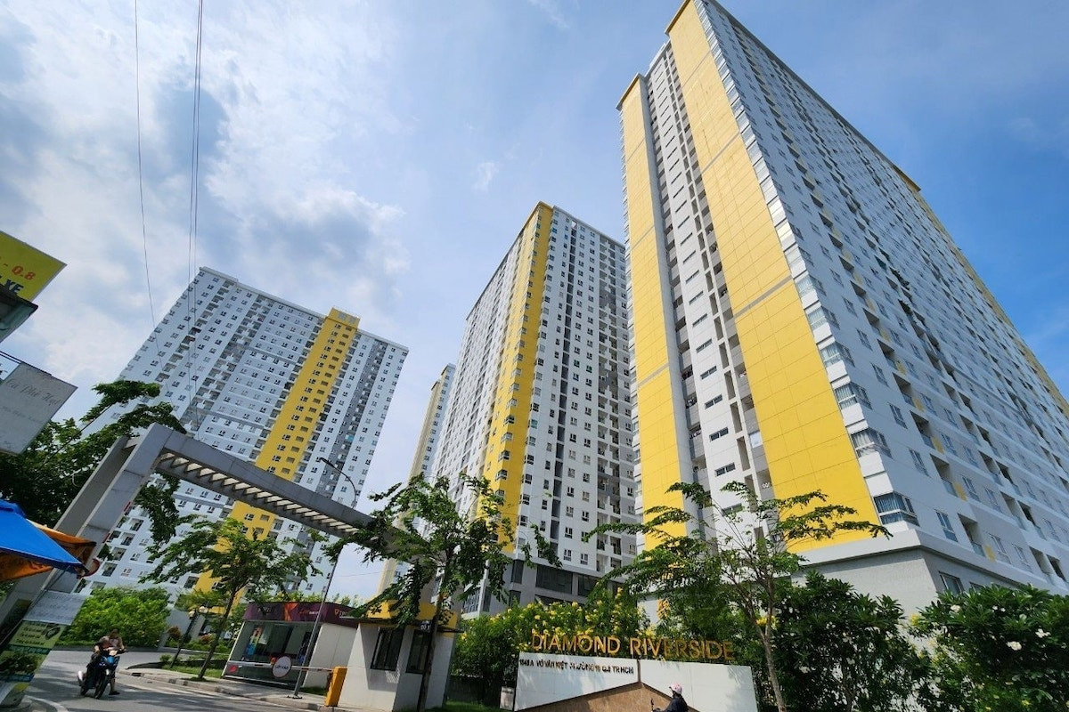 Thêm chung cư ở TPHCM bị ảnh hưởng do động đất, có người tử vong khi thoát hiểm