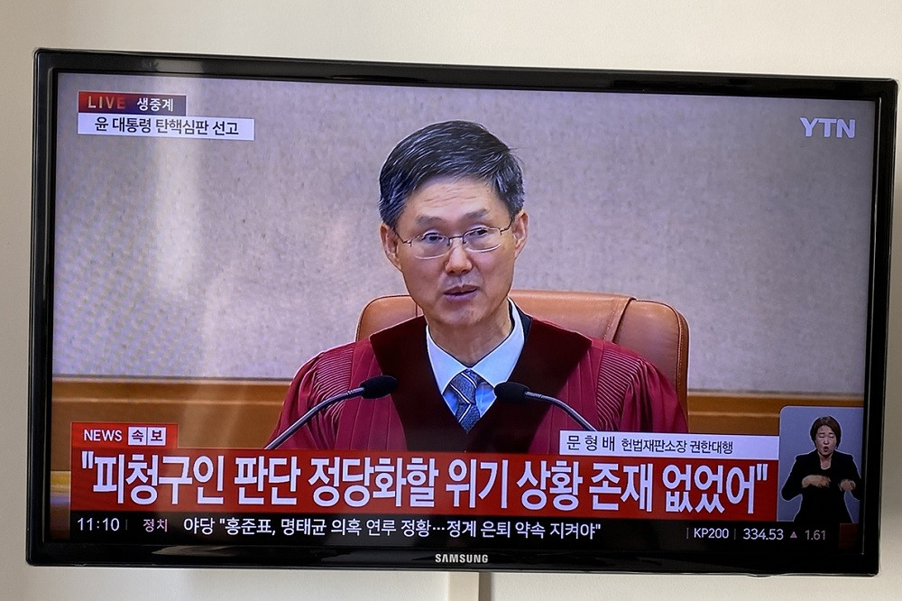 Yoon 1.jpg