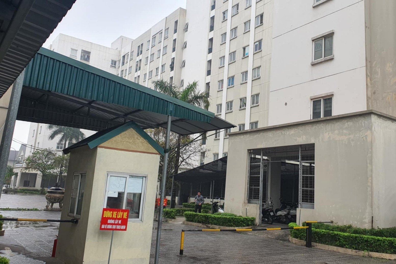 Đối tượng nghi 'ngáo đá' tấn công nhiều người, 1 phụ nữ tử vong ở Hà Nội