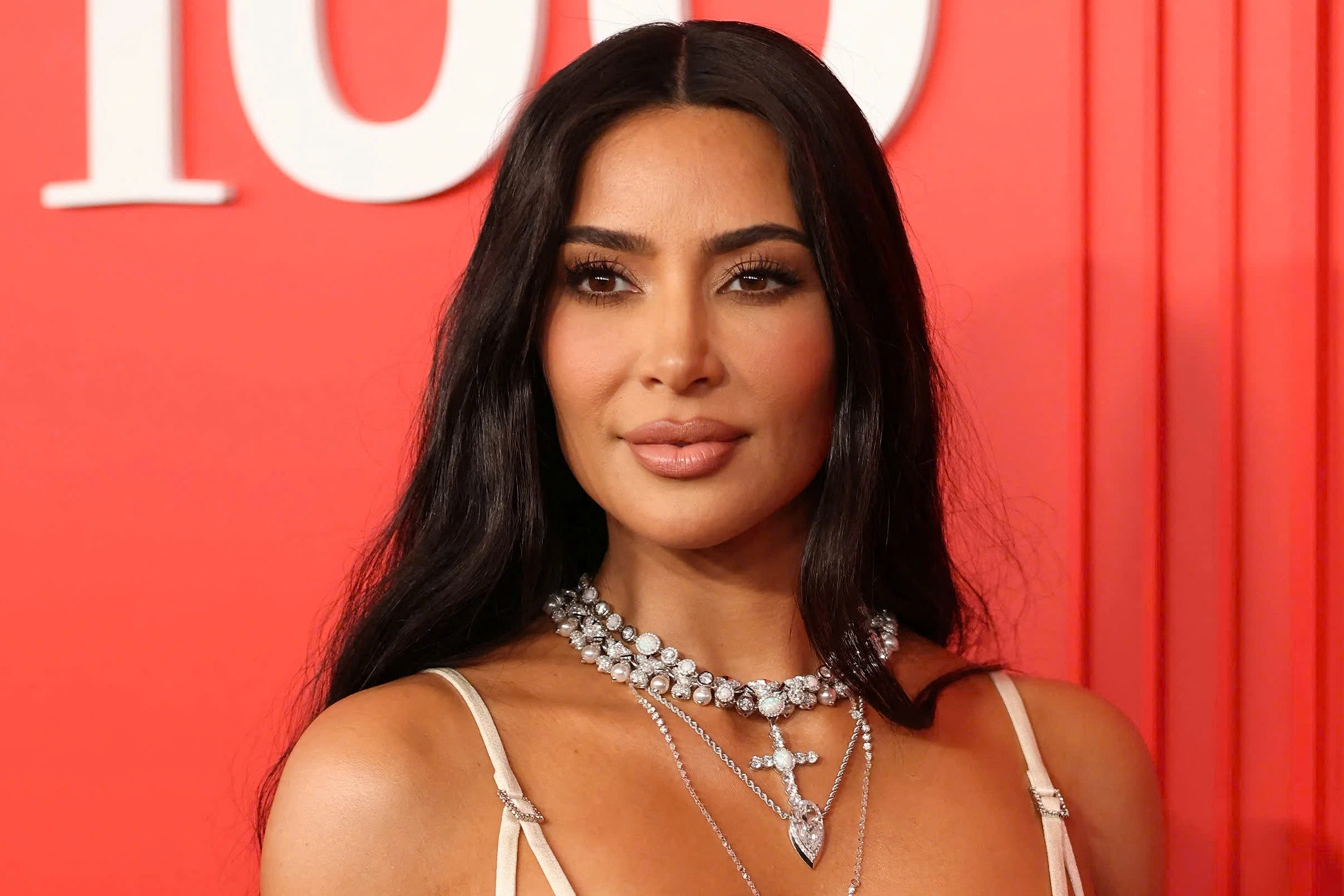 Loạt sao quốc tế bị phạt cả chục tỷ vì quảng cáo lừa dối