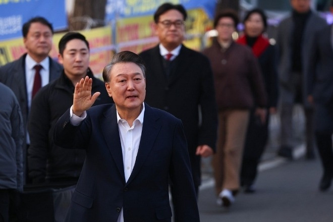 Yoon Suk-yeol: Từ công tố viên 'ngôi sao' đến tổng thống bị phế truất