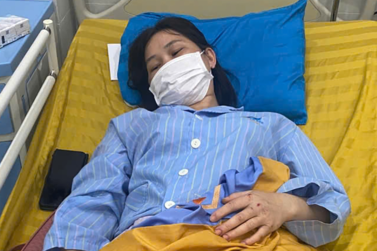 Lời kể của người thoát chết khi văng khỏi xe khách sau va chạm với xe tải