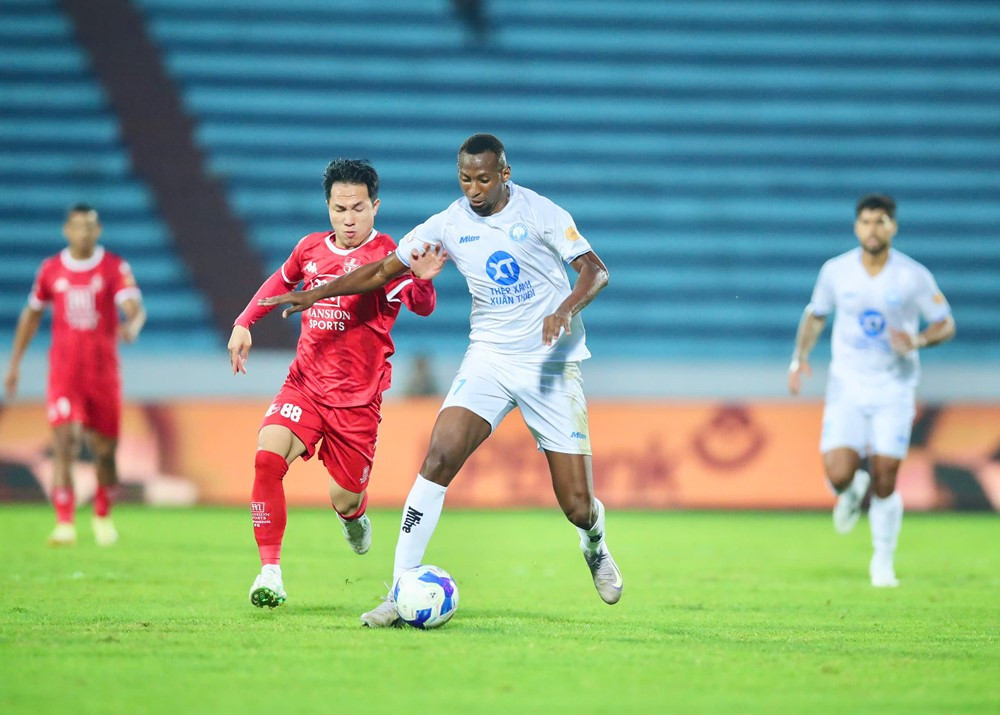 nam dinh vs hai phong.jpg