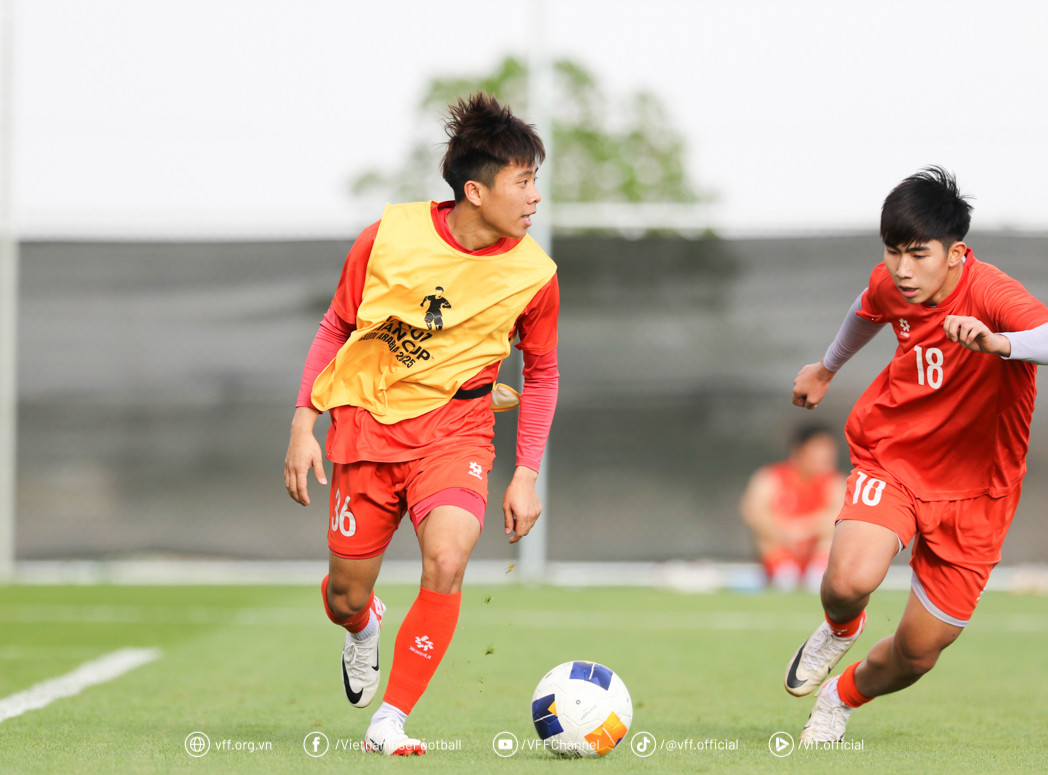 u17 viet nam 3.jpg