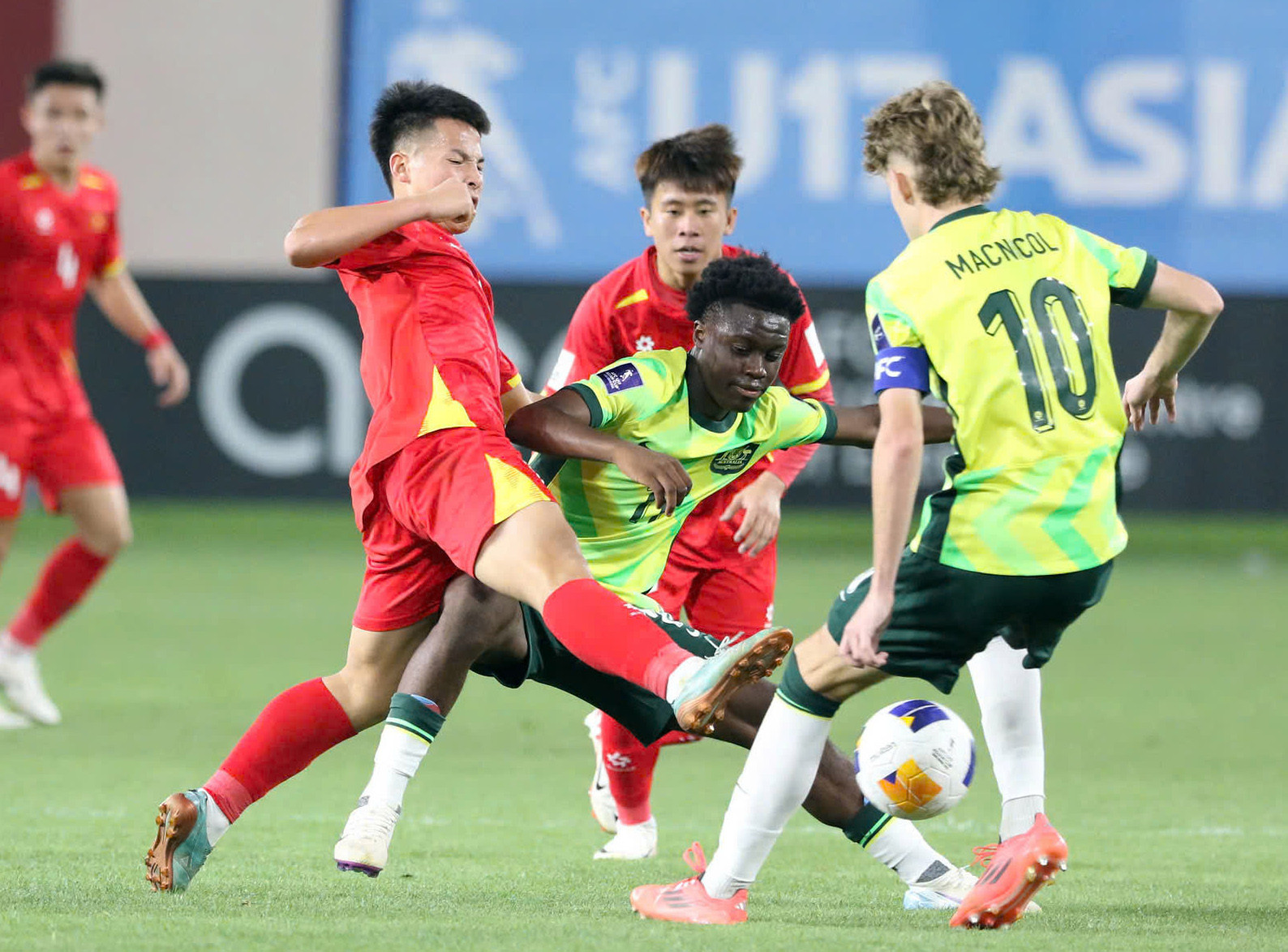 u17 viet nam Australia 55.jpg