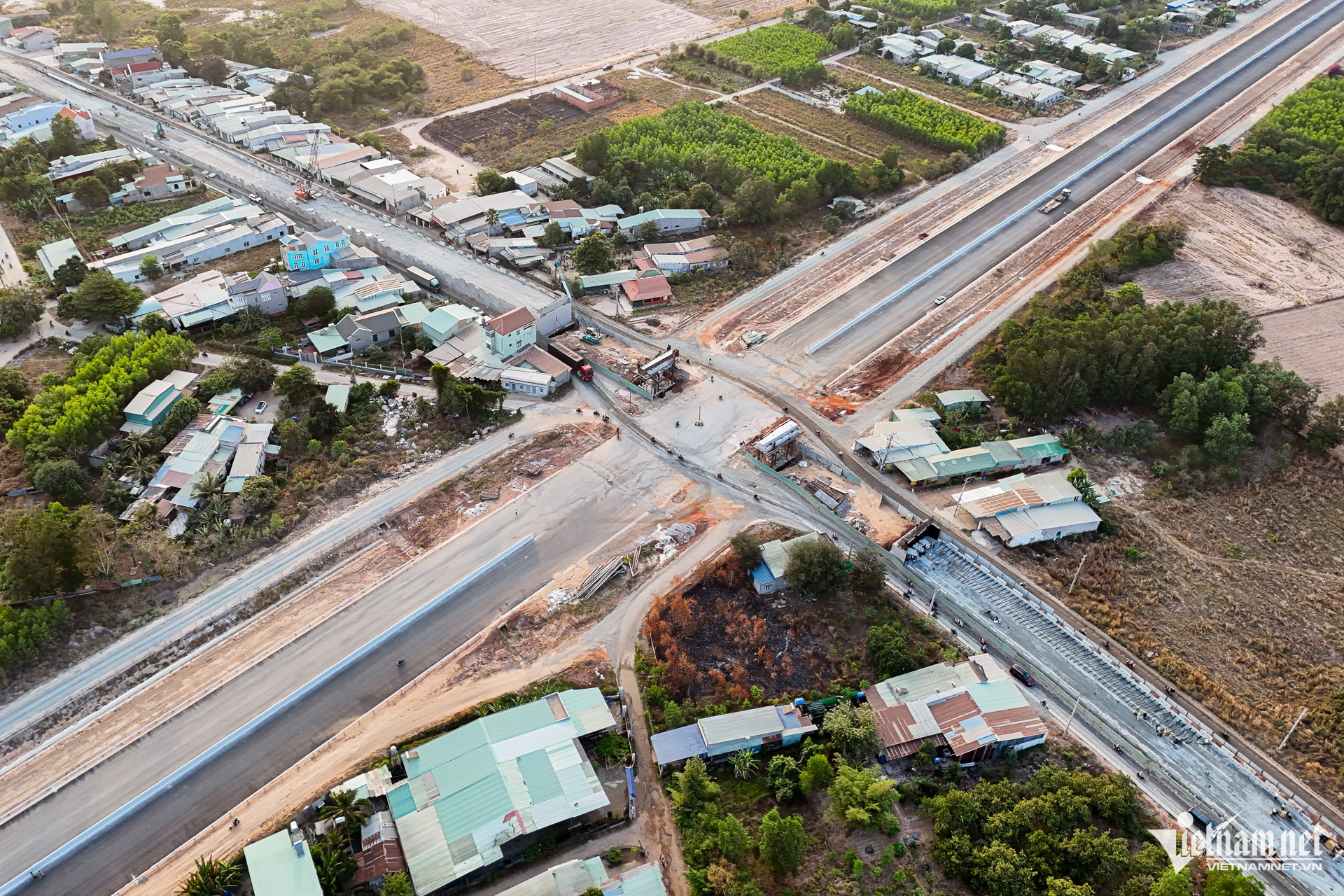 W-Cao tốc Biên Hoà Vũng Tàu Nguyễn Huế 16.jpg