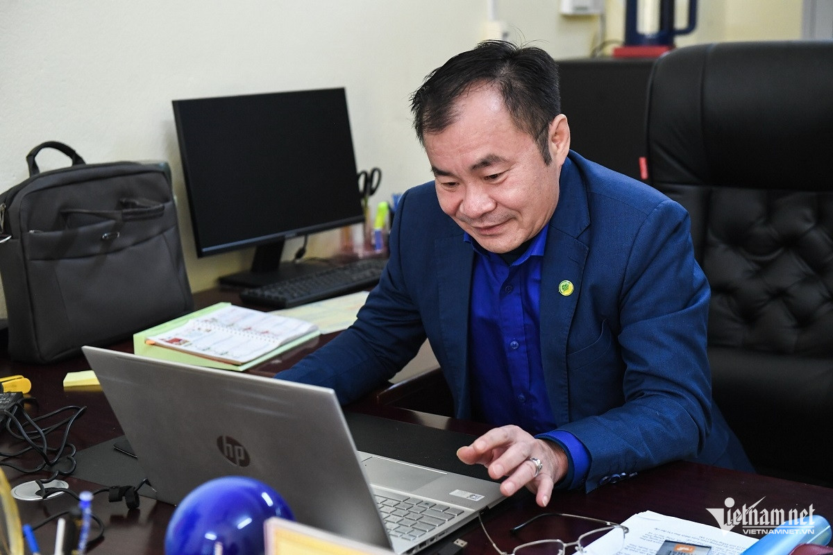 W-Ong Luu Trong Hinh 2.jpg