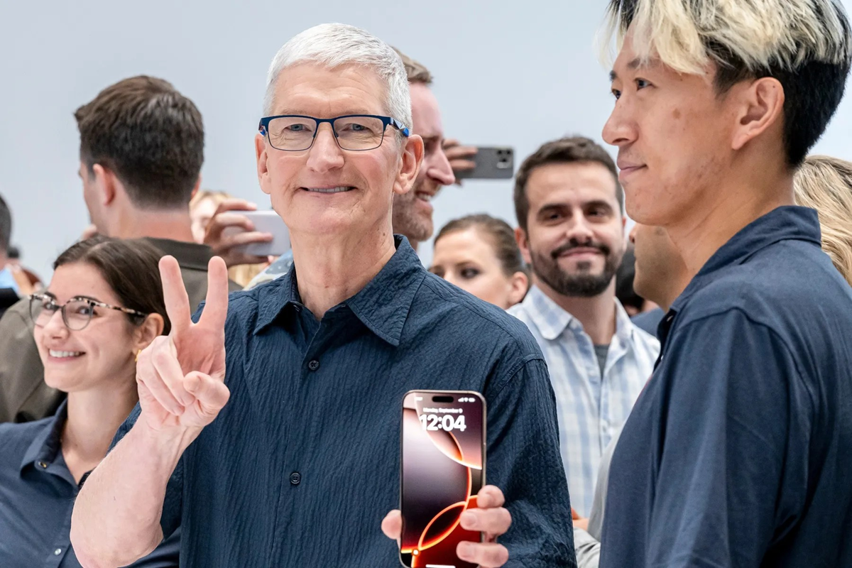 Apple có tăng giá iPhone?
