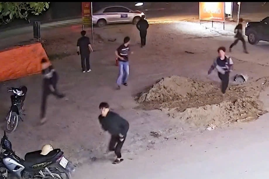 Hành trình lái ô tô bỏ chạy qua 3 huyện, gây 4 vụ tai nạn liên tiếp của nam tài xế