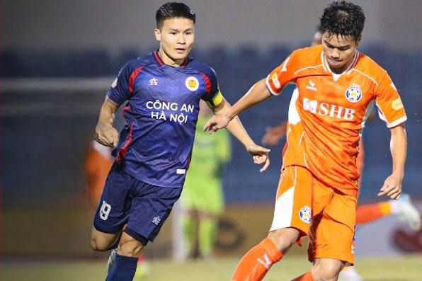 Quang Hải sắm vai kiến tạo, CAHN ngược dòng hạ Đà Nẵng