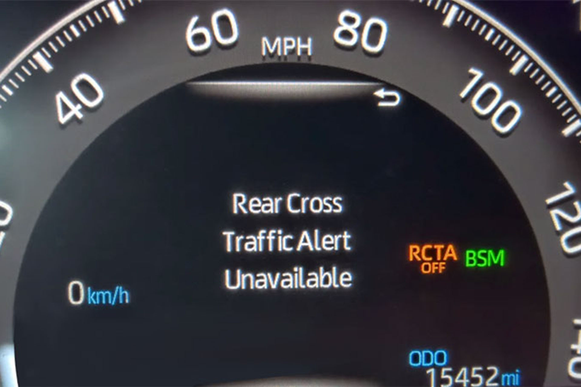 rear cross traffic alert unavailable.jpg