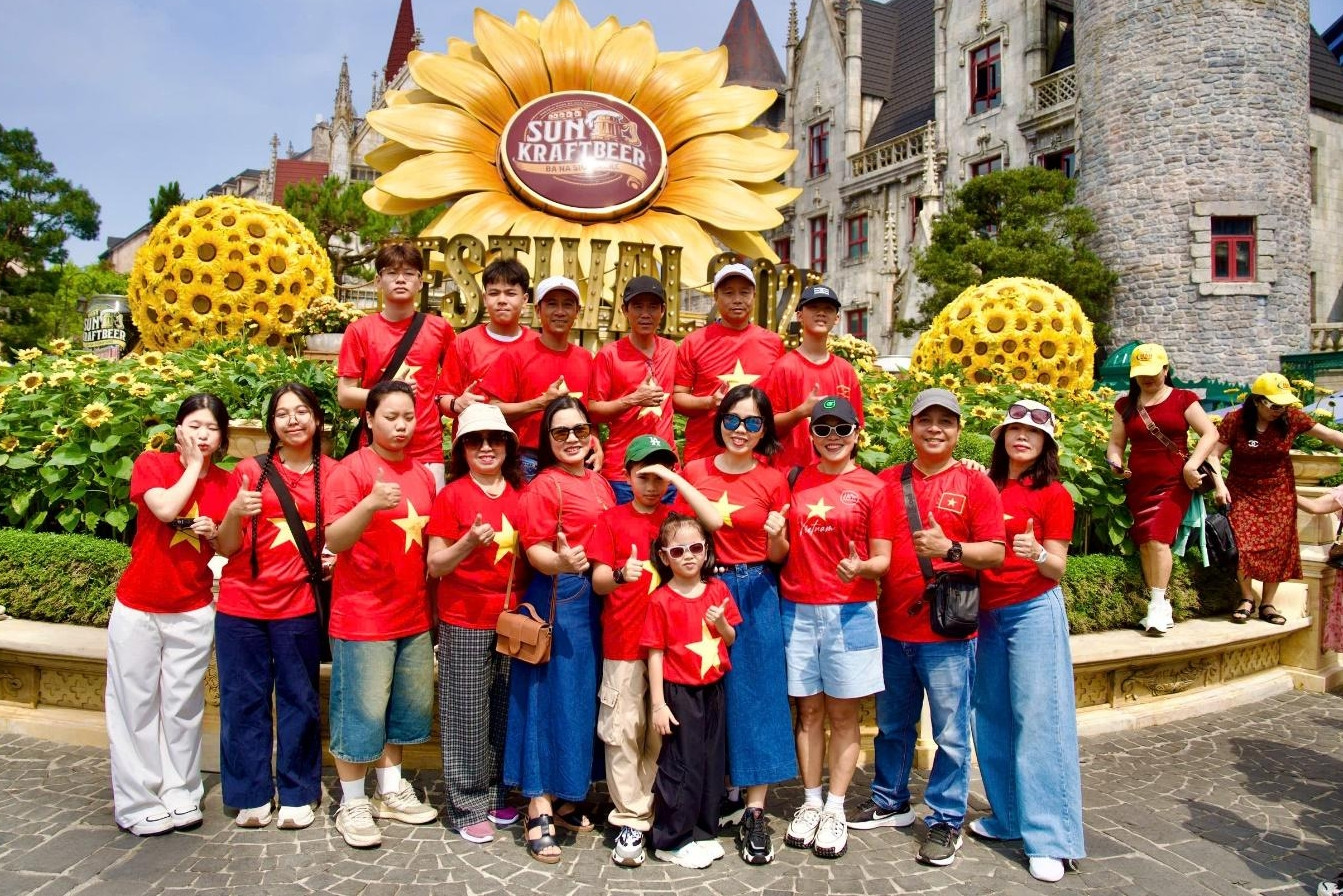 Sun World Ba Na Hills đón lượng khách kỷ lục dịp Giỗ Tổ Hùng Vương