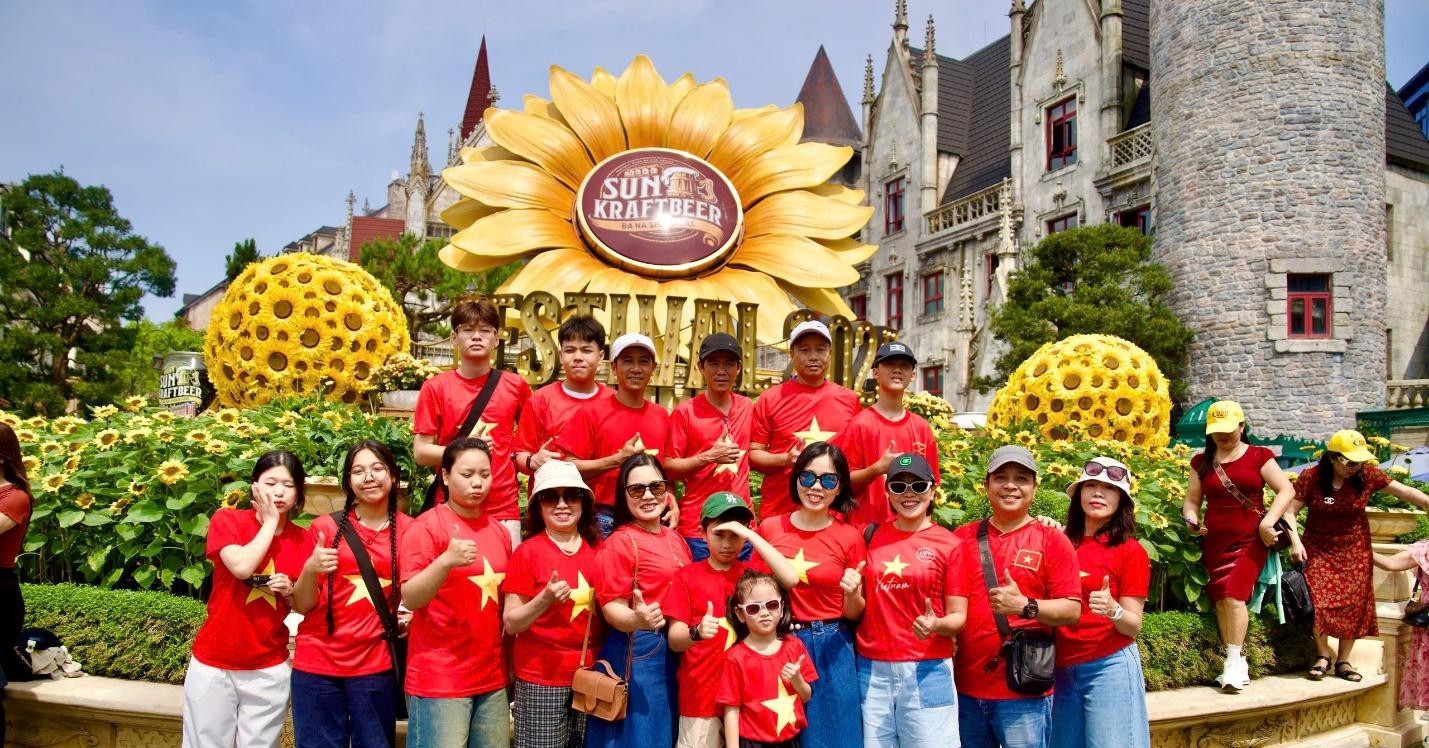 Sun World Ba Na Hills đón lượng khách kỷ lục dịp Giỗ Tổ Hùng Vương
