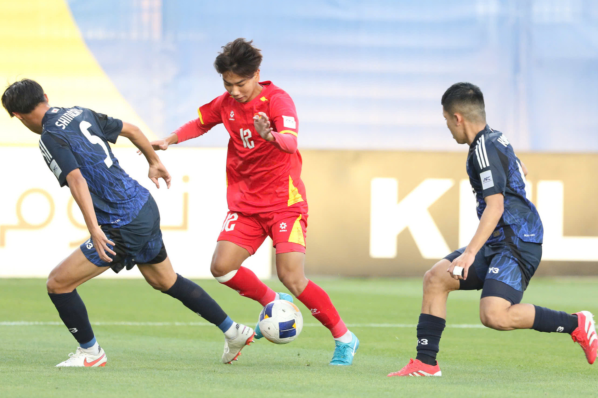 u17 viet nam u17 nhat ban 7.jpg