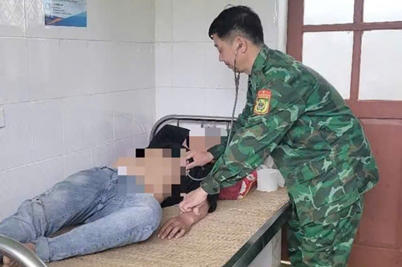 Bản tin trưa 8/4: Cứu sống người đàn ông ăn lá ngón tự tử sau mâu thuẫn với vợ