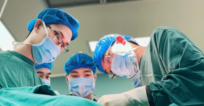 Dấu hiệu ung thư từ nốt đen ở bàn chân