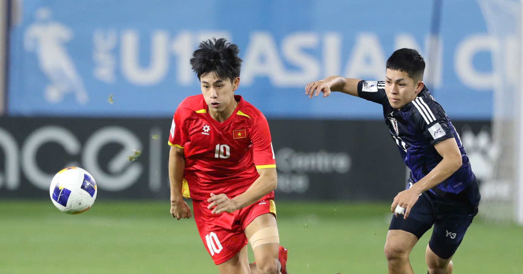 U17 Sông Lam Nghệ An Tự Tin Đối Đầu U17 Hà Nội: Cuộc Chiến Quyết Định