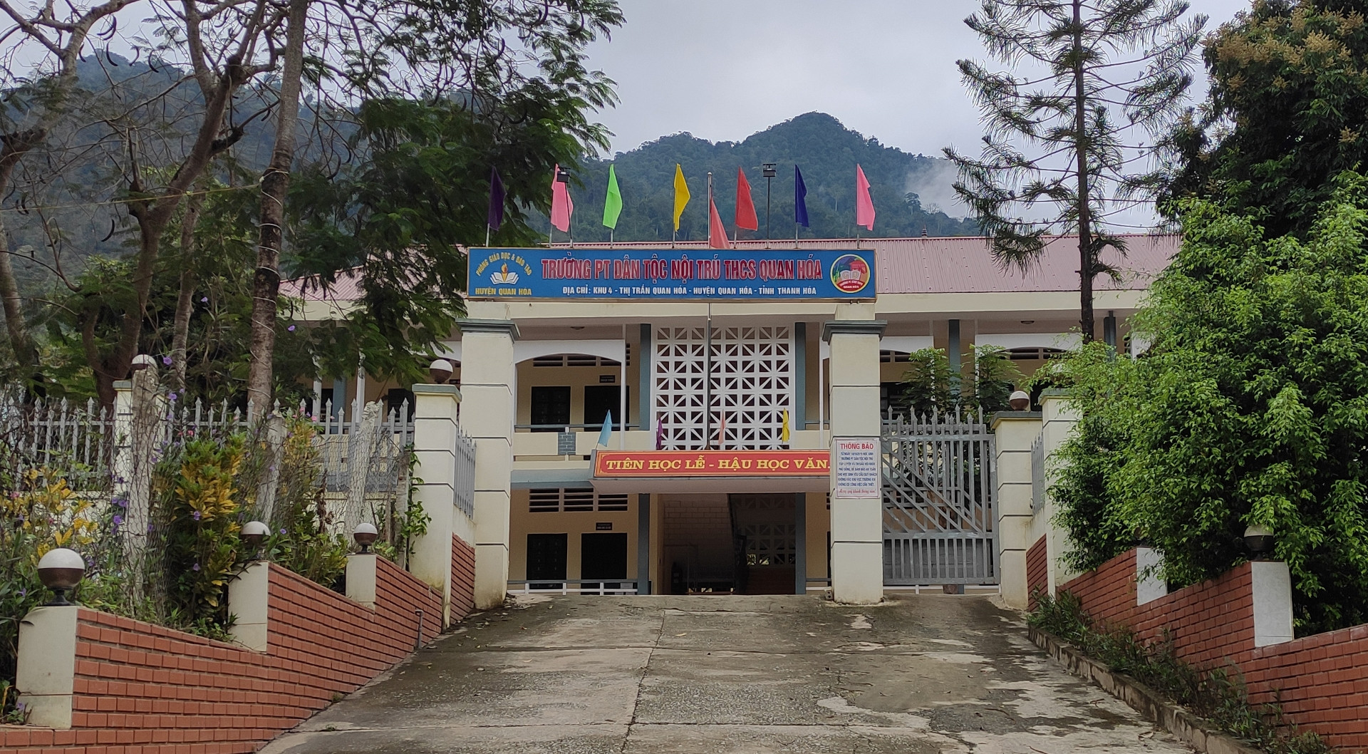 Thanh Hoa, Truong THCS Dan toc noi tru huyen Quan Hoa (2).jpg