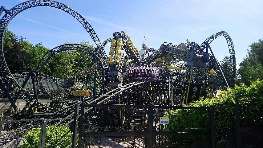 Alton Towers13rfe.jpg