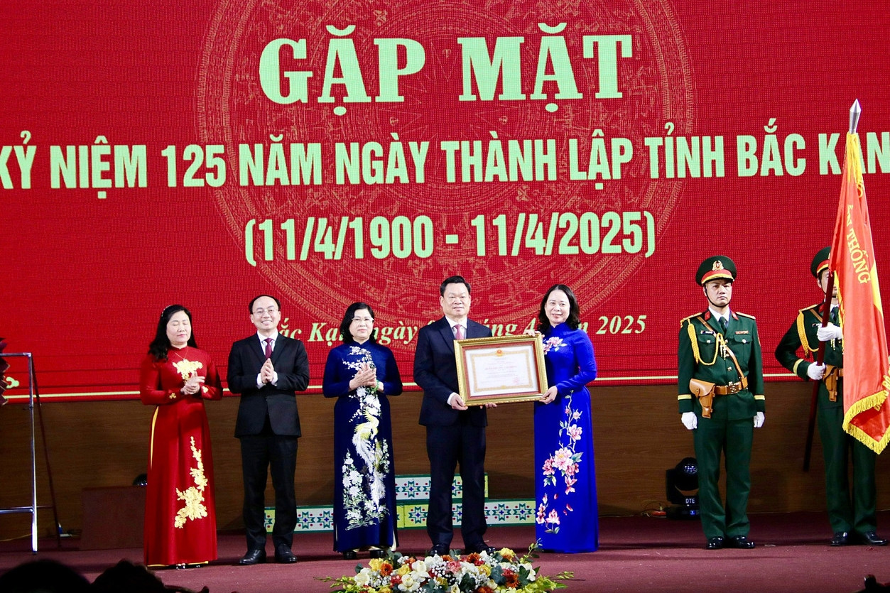 Bắc Kạn kỷ niệm 125 năm ngày thành lập, đón nhận Huân chương Lao động hạng nhất