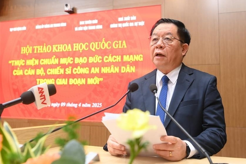 Chuẩn mực đạo đức cách mạng của cán bộ, chiến sĩ công an trong giai đoạn mới