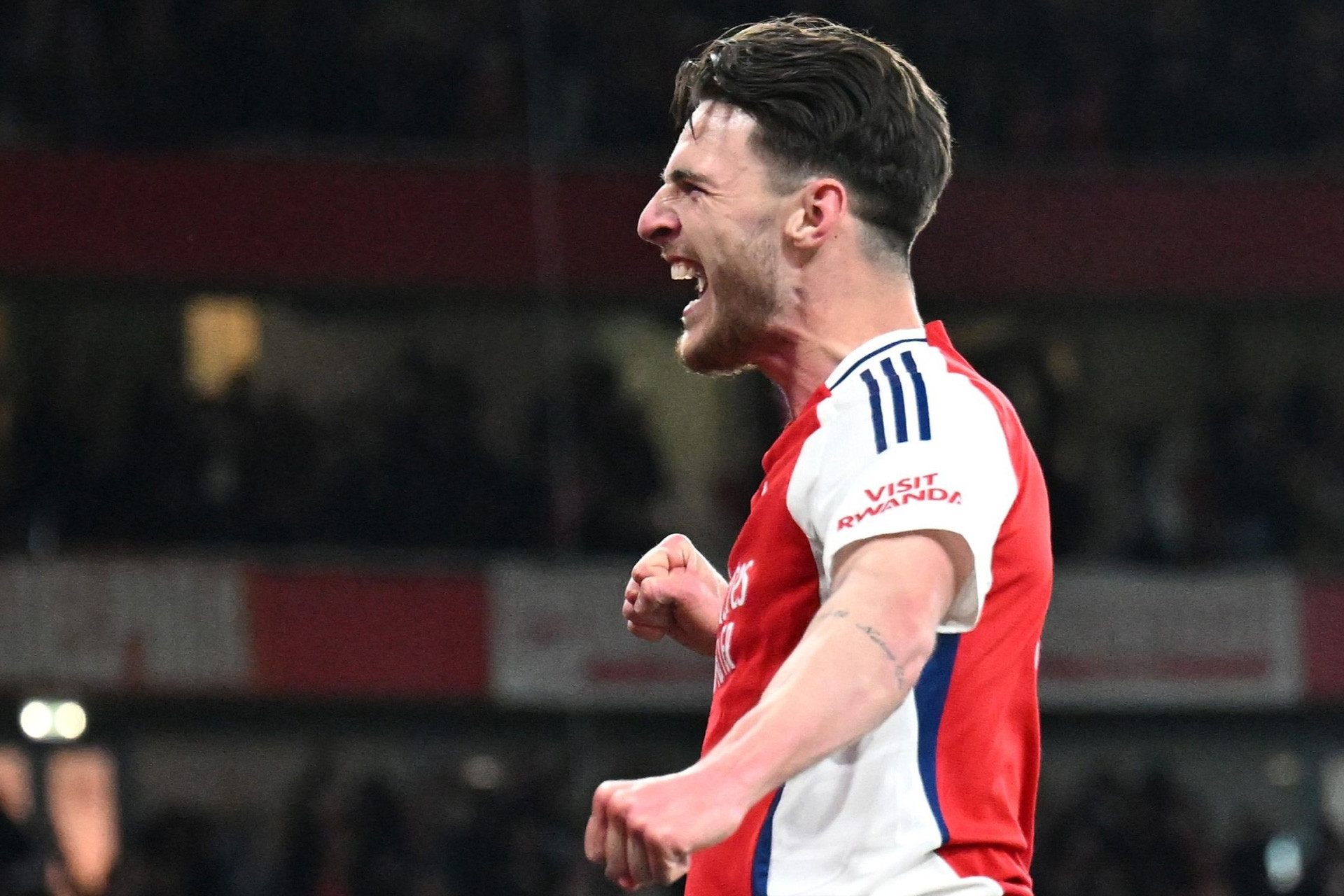 Declan Rice lập kỷ lục trong ngày Arsenal đè bẹp Real Madrid