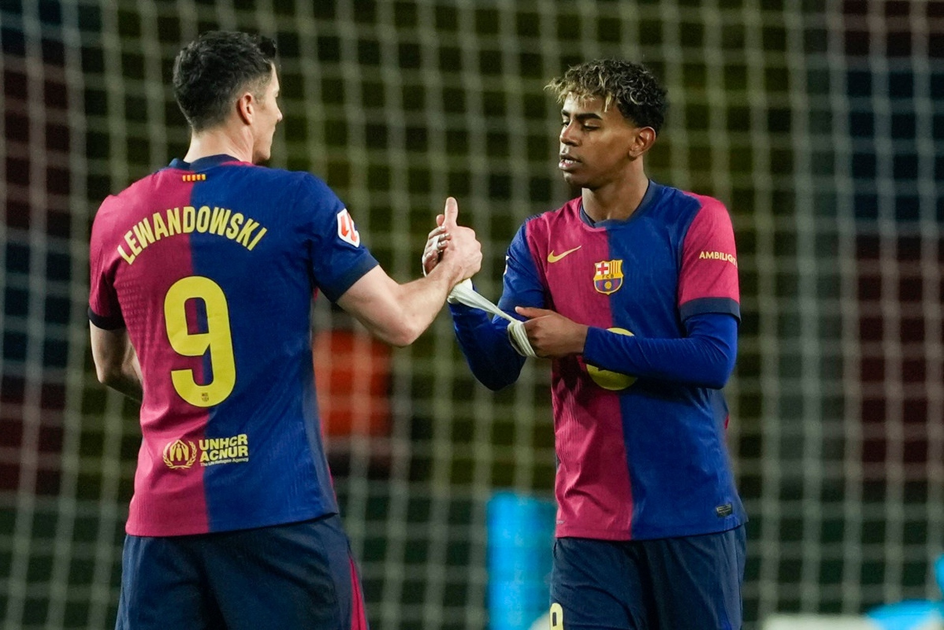 EFE. Lamine Lewandowski Barca.jpg