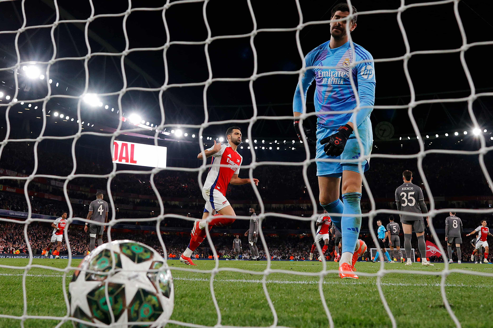 Guardian. Merino Arsenal Real Madrid.jpg