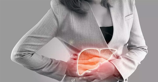 Người phụ nữ trẻ "gầy như xác ve" vẫn mắc bệnh gan nhiễm mỡ