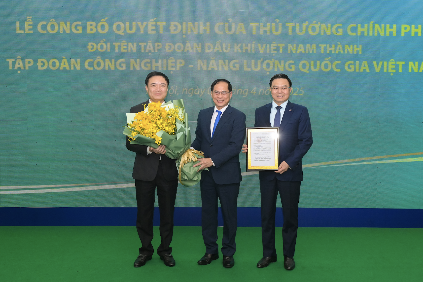 Tập đoàn Dầu khí Việt Nam chính thức có tên gọi mới