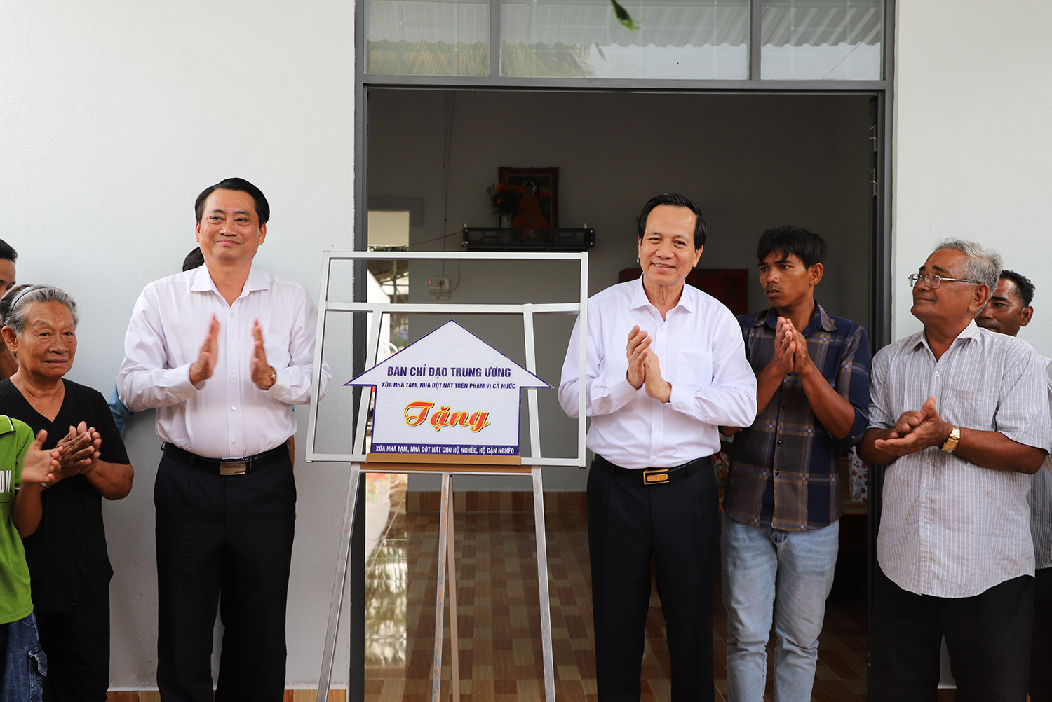 trào nhà Trà Vinh 1.jpg