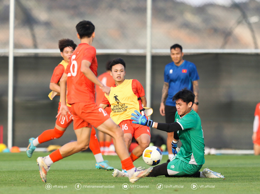 u17 viet nam 5.jpg